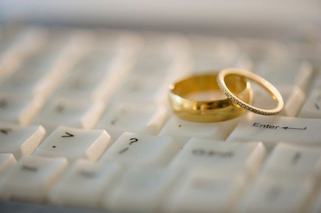 why wedding planning is so stressful